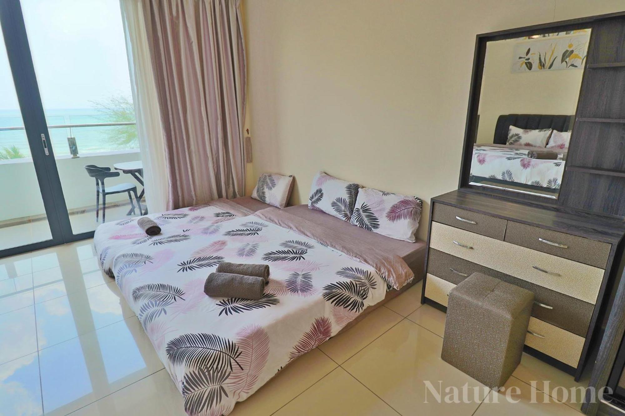 Nature Home 2 - Swiss Garden Resort Residences Beachfront Villa Kuantan Ngoại thất bức ảnh